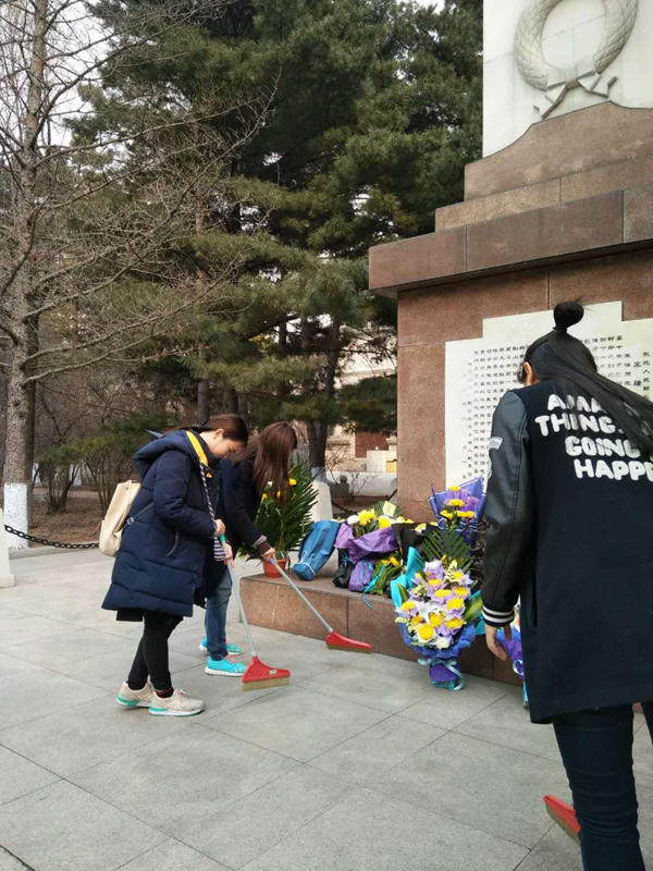 beat365学生党员工作站举行“缅怀先烈 爱我中华”教育活动