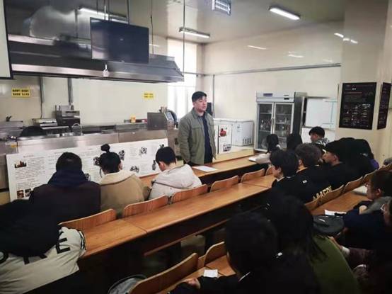 beat365召开新学期学生思想状况调查会议