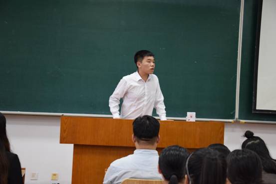 beat365召开2018级新生安全教育暨军训动员大会
